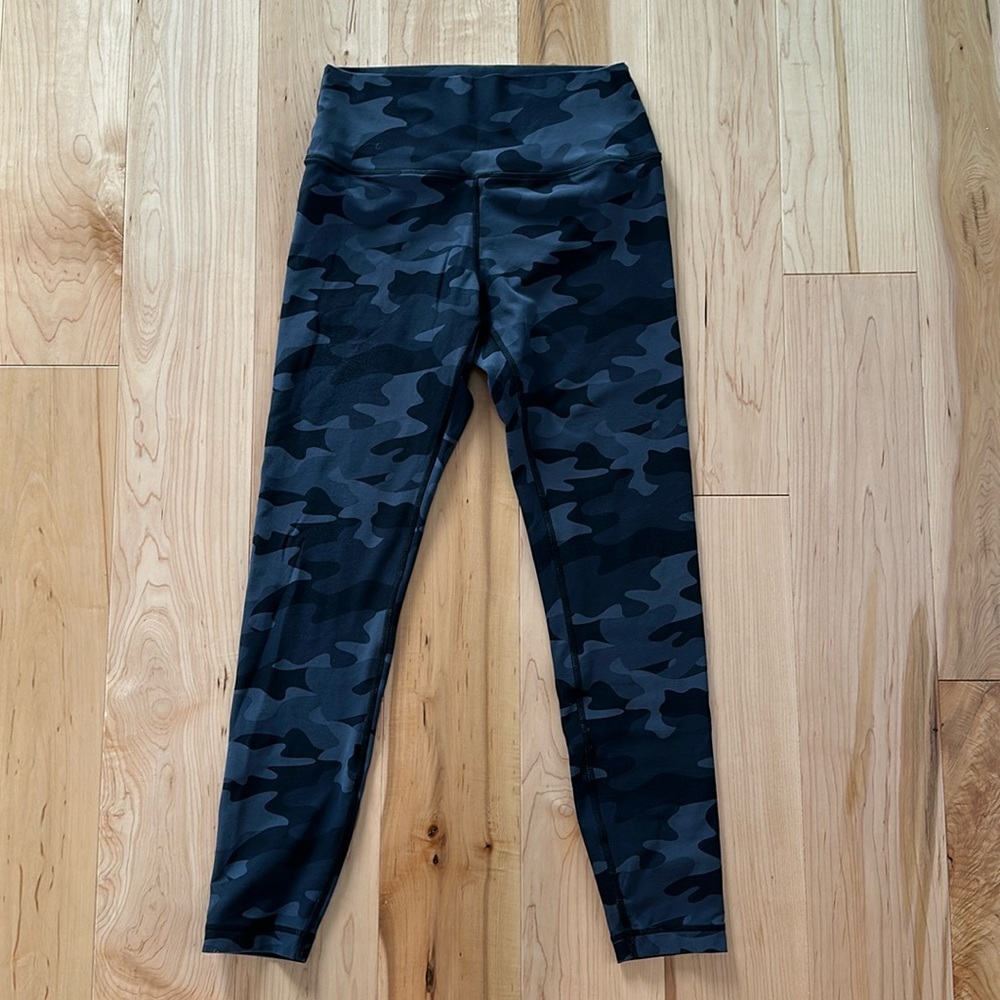 Lolë Leggings
